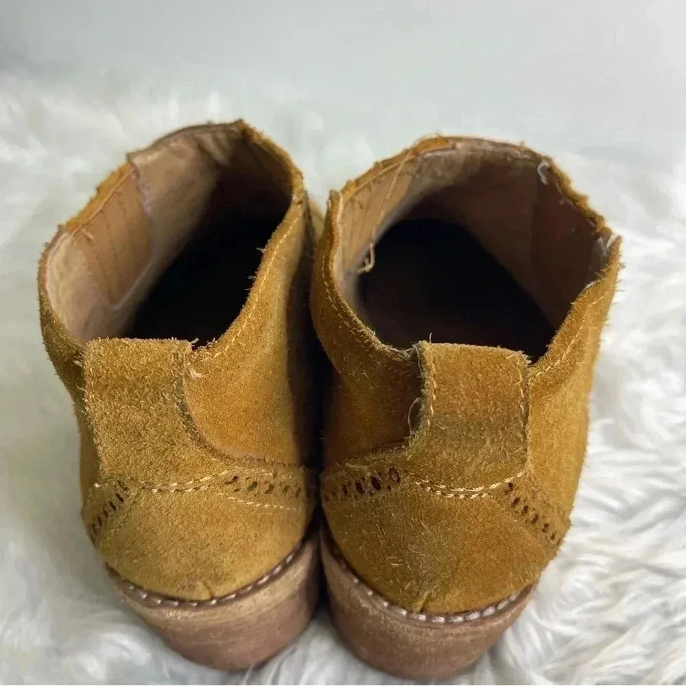Madewell Suede Leather The Grayson Brogue Chelsea Boot Size 7.5